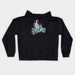 Astronaut on a Vespa to the moon Kids Hoodie